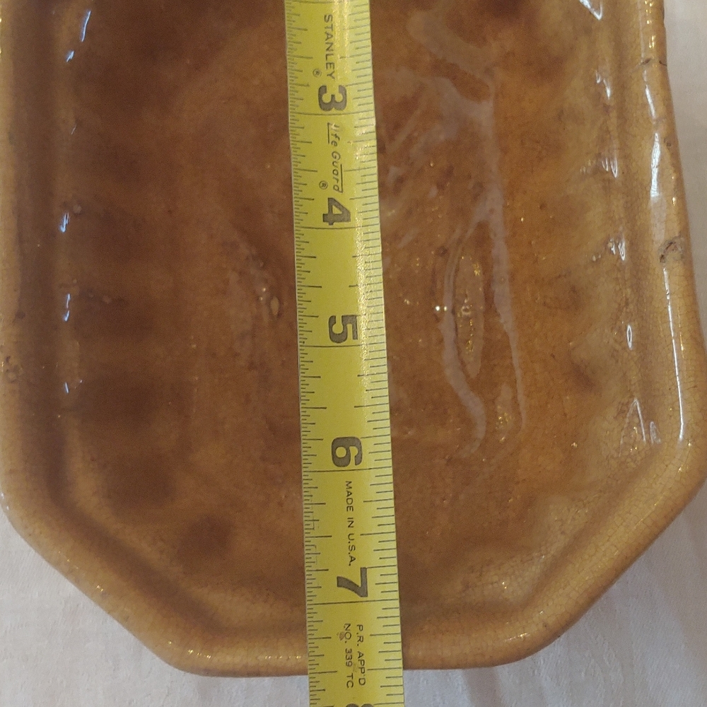 Yellow Ware Mold - Picture 14 of 15
